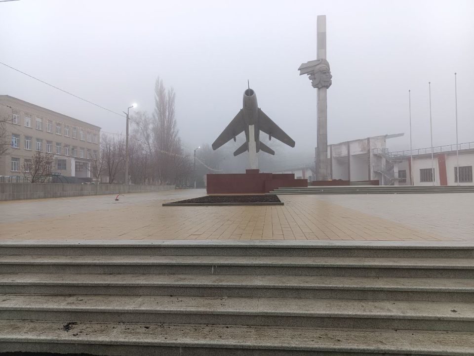 Подрядная организация шефа-региона ведет работы по реконструкции площади Коми Подрядная организация шефа-региона ведет работы по реконструкции площади Коми