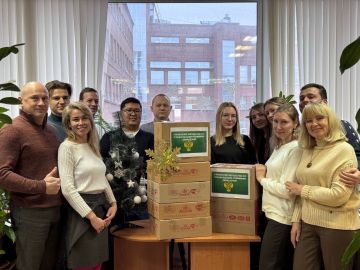 Сотрудники Управления имущества со специальными режимами обращения центрального аппарата Росимущества приняли участие в акции «Сундучок сладостей»