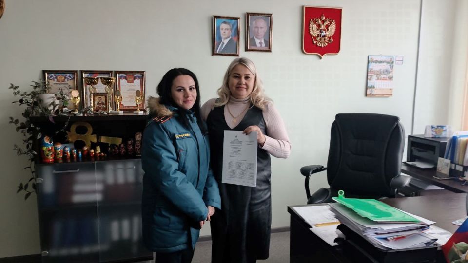Отдел надзорной деятельности и профилактической работы по городу Северодонецку УНД и ПР ГУ МЧС России по ЛНР провел комплекс профилактических мероприятий в общеобразовательных учреждениях в целях предупреждения возникновения... Отдел надзорной деятельности и профилактической работы по городу Северодонецку УНД и ПР ГУ МЧС России по ЛНР провел комплекс профилактических мероприятий в общеобразовательных учреждениях в целях предупреждения возникновения...