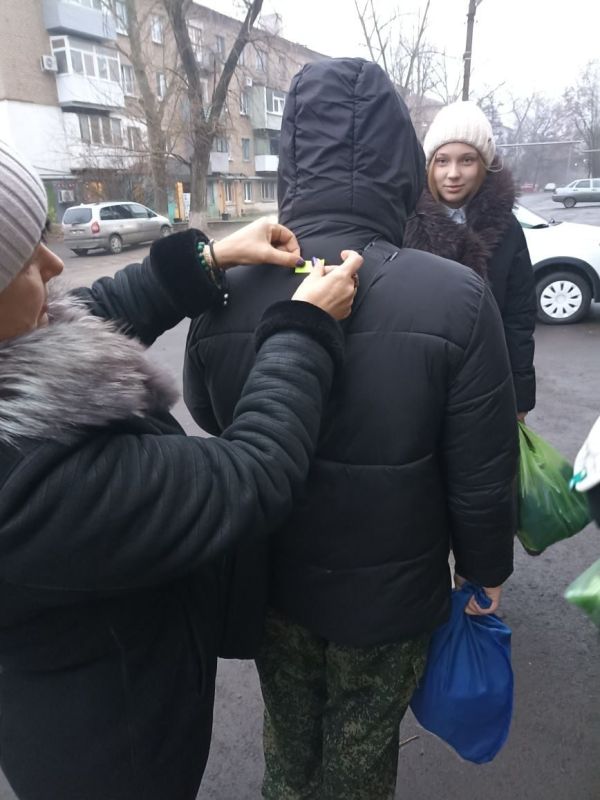 «Родительский дорожный патруль» Ясеновской школы №2 им. Д.В. Лазутина продолжает свою работу! «Родительский дорожный патруль» Ясеновской школы №2 им. Д.В. Лазутина продолжает свою работу!