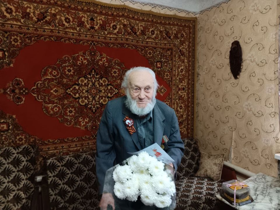 Андрей Рубанцов: Сегодня принимает поздравления с 95–летним юбилеем ровенчанин Шишкин Николай Андреевич! Андрей Рубанцов: Сегодня принимает поздравления с 95–летним юбилеем ровенчанин Шишкин Николай Андреевич!