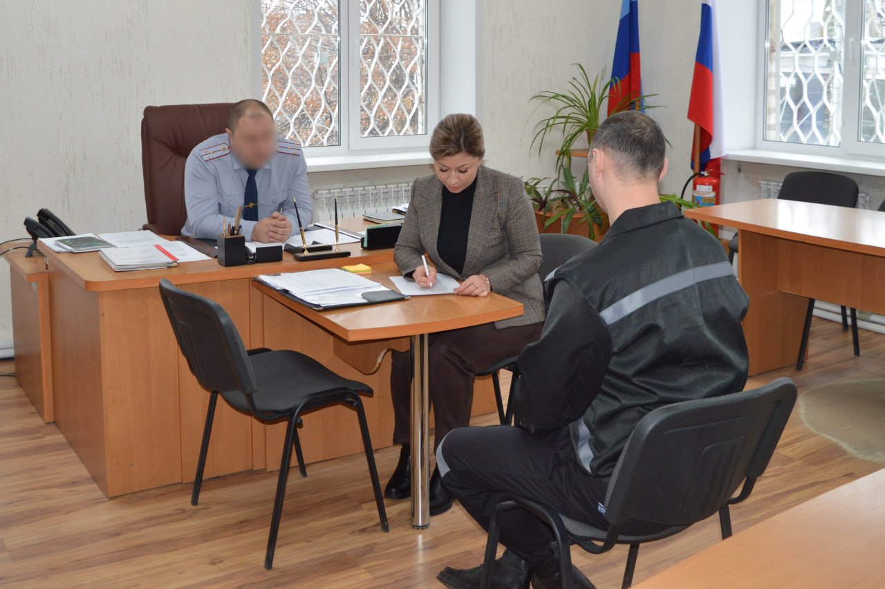 Представитель Администрации Главы ЛНР с рабочим визитом посетила СИЗО-2 регионального УФСИН Представитель Администрации Главы ЛНР с рабочим визитом посетила СИЗО-2 регионального УФСИН