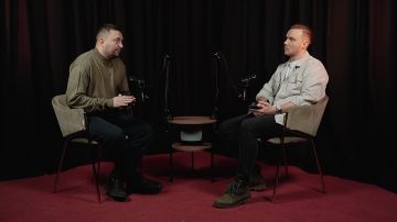 Что необходимо, чтобы быть ювелиром? Как изготавливаются украшения и сколько на это уходит времени? Как отличить поддельное украшение и как отличить выращенный бриллиант от природного? Почему «брендовые» украшения кратно...