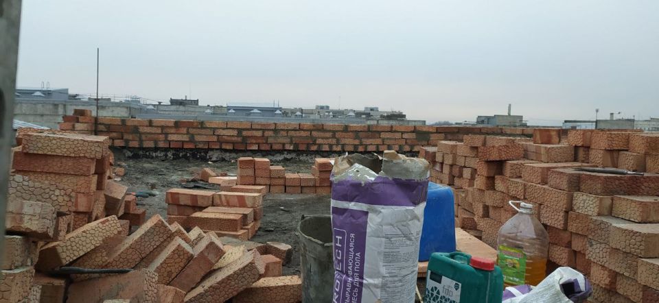 В рамках специального инфраструктурного проекта специалисты подрядной организации ООО СК «СТИЛЛ» шефа-региона Тюменской области продолжают работы по капитальному ремонту мягкой кровли многоквартирного жилого дома... В рамках специального инфраструктурного проекта специалисты подрядной организации ООО СК «СТИЛЛ» шефа-региона Тюменской области продолжают работы по капитальному ремонту мягкой кровли многоквартирного жилого дома...
