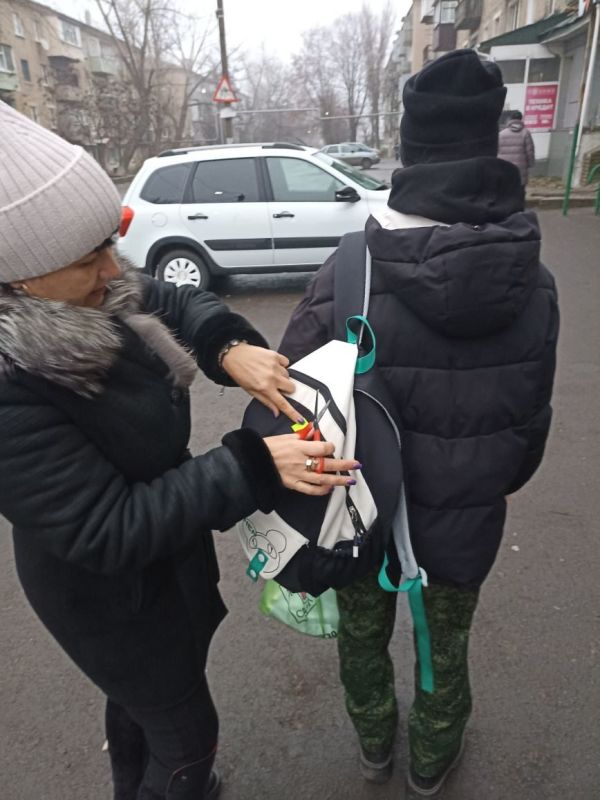 «Родительский дорожный патруль» Ясеновской школы №2 им. Д.В. Лазутина продолжает свою работу! «Родительский дорожный патруль» Ясеновской школы №2 им. Д.В. Лазутина продолжает свою работу!
