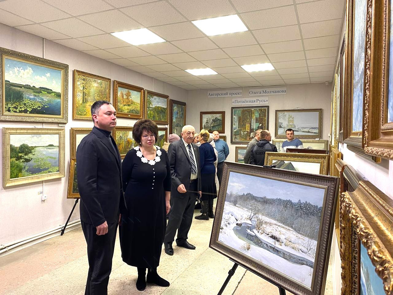 Марина Филиппова: Уникальная выставка "Потаённая Русь" открылась в Новоайдарском краеведческом музее Марина Филиппова: Уникальная выставка "Потаённая Русь" открылась в Новоайдарском краеведческом музее