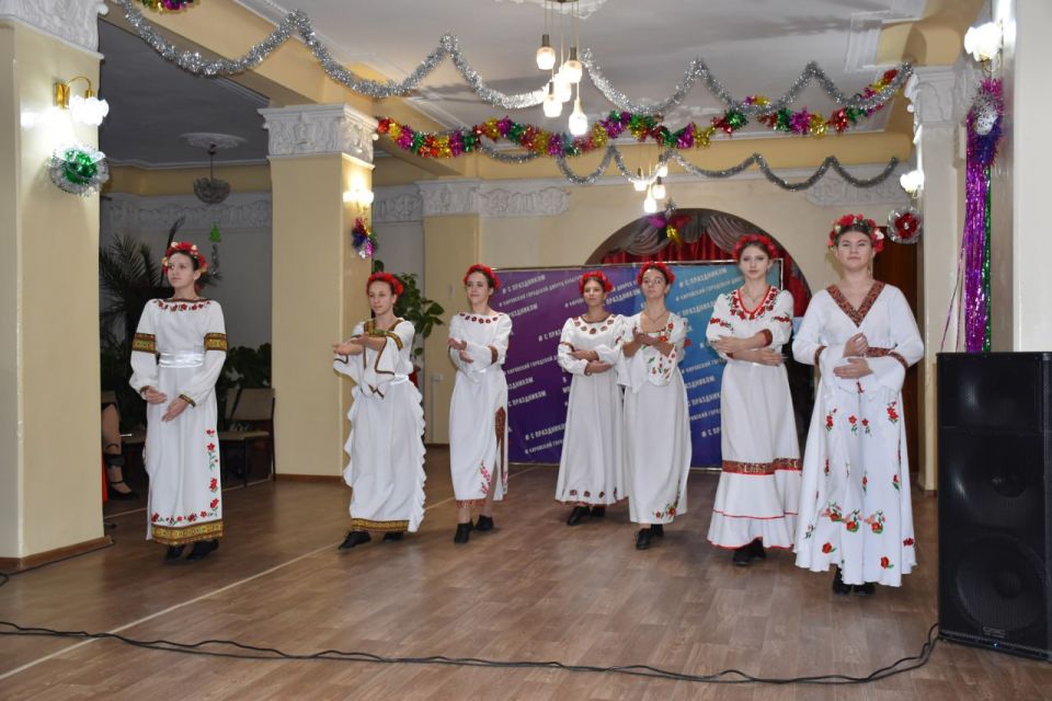 В Кировском городском Дворце культуры состоялось подведение итогов проекта «Танец жизни» В Кировском городском Дворце культуры состоялось подведение итогов проекта «Танец жизни»