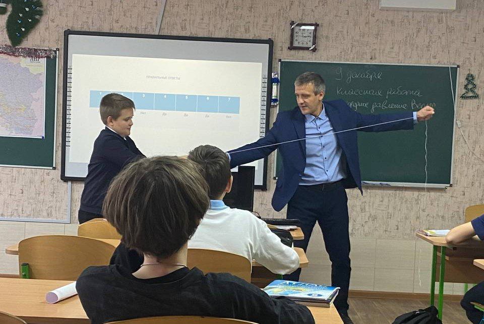 Успех Недели открытых уроков в Меловской средней школе: Педагоги демонстрируют мастерство, дети — знания Успех Недели открытых уроков в Меловской средней школе: Педагоги демонстрируют мастерство, дети — знания