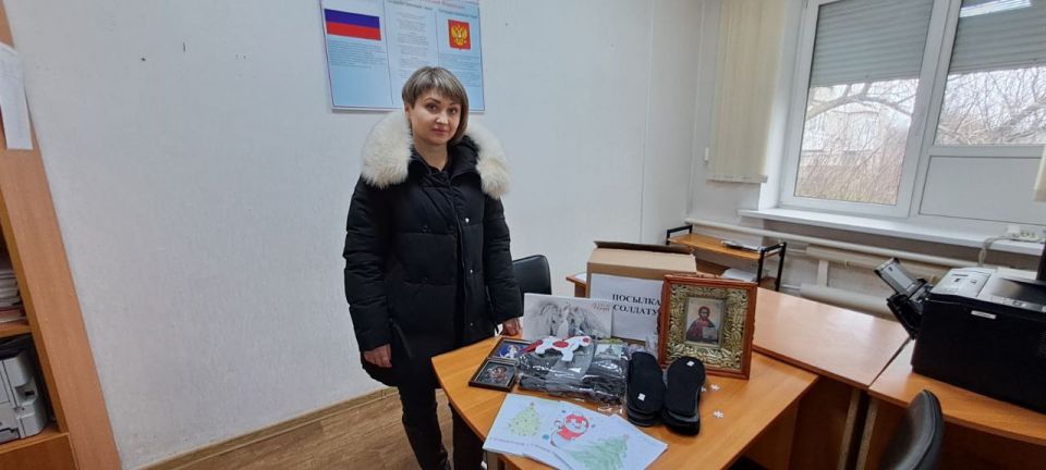 Коллектив центра занятости принял участие в патриотической акции "Посылка солдату" Коллектив центра занятости принял участие в патриотической акции "Посылка солдату"