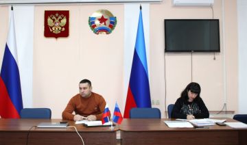 В зале заседаний Администрации состоялось седьмое заседание рабочей группы межведомственной комиссии Луганской Народной Республики, посвященное противодействию нелегальной занятости на территории Белокуракинского...