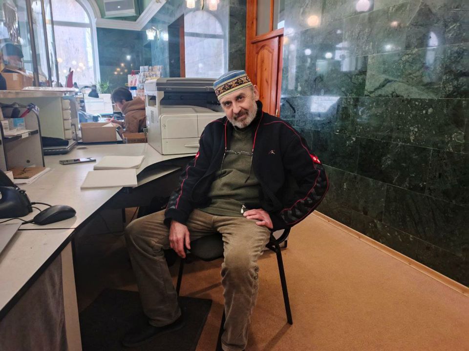 РУБРИКА О ПОЧТОВЫХ РАБОТНИКАХ В преддверии Нового года: о волшебстве почтовой службы Почтовики-волшебники: как проходит новогодняя лихорадка в ОПС №1 Луганска? РУБРИКА О ПОЧТОВЫХ РАБОТНИКАХ В преддверии Нового года: о волшебстве почтовой службы Почтовики-волшебники: как проходит новогодняя лихорадка в ОПС №1 Луганска?