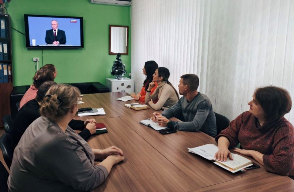 Евгений Бондарь: Завершилась традиционная прямая линия Президента нашей страны Владимира Владимировича Путина Евгений Бондарь: Завершилась традиционная прямая линия Президента нашей страны Владимира Владимировича Путина