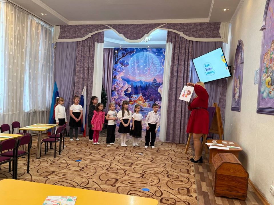 В детском саду «Ладушки» прошло открытое занятие кружковой деятельности «Английский для дошкольников», которое было организовано для родительской общественности В детском саду «Ладушки» прошло открытое занятие кружковой деятельности «Английский для дошкольников», которое было организовано для родительской общественности