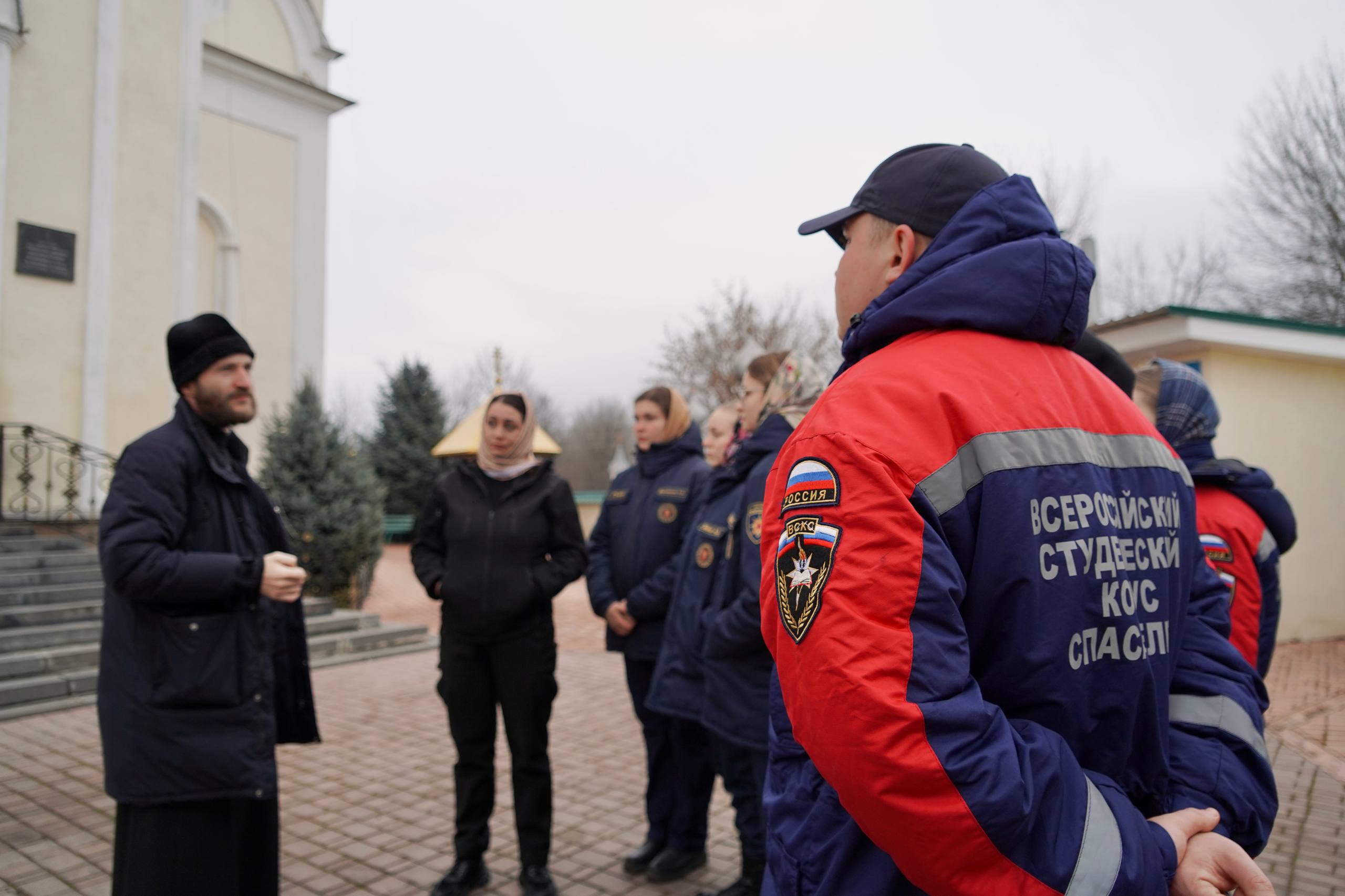 В День Святого Николая добровольцы передали подарки для детей в храмы и больницы В День Святого Николая добровольцы передали подарки для детей в храмы и больницы