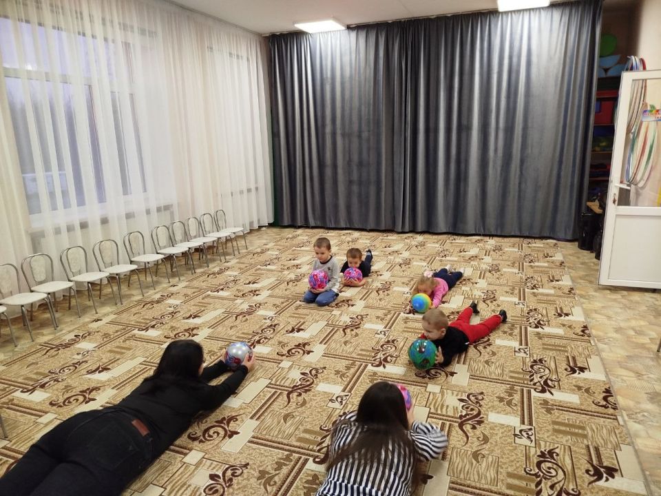 Сегодня в ГБДОУ ЛНР «Беловодский ЯС №2 «Радуга» прошел День родительского самоуправления Сегодня в ГБДОУ ЛНР «Беловодский ЯС №2 «Радуга» прошел День родительского самоуправления
