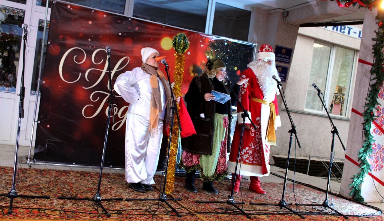 Праздничная атмосфера наполнила Троицкое! Праздничная атмосфера наполнила Троицкое!