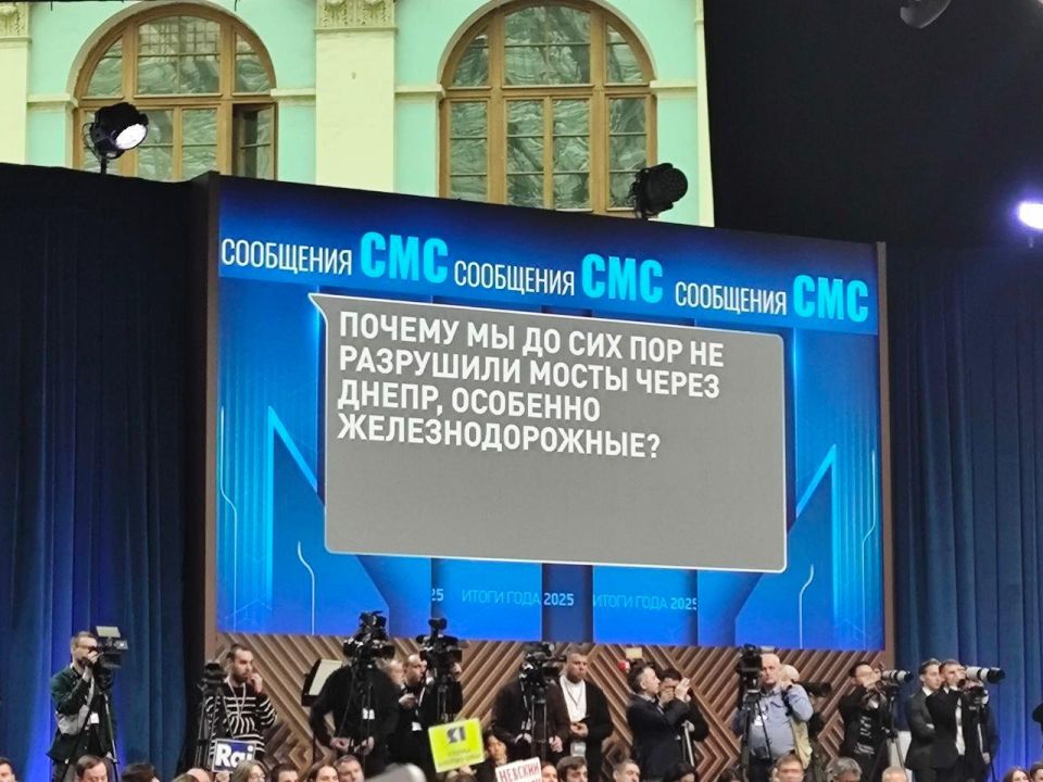 От Украины до Луны: Россияне продолжают присылать вопросы и пожелания на прямую линию с Президентом #Путин От Украины до Луны: Россияне продолжают присылать вопросы и пожелания на прямую линию с Президентом #Путин