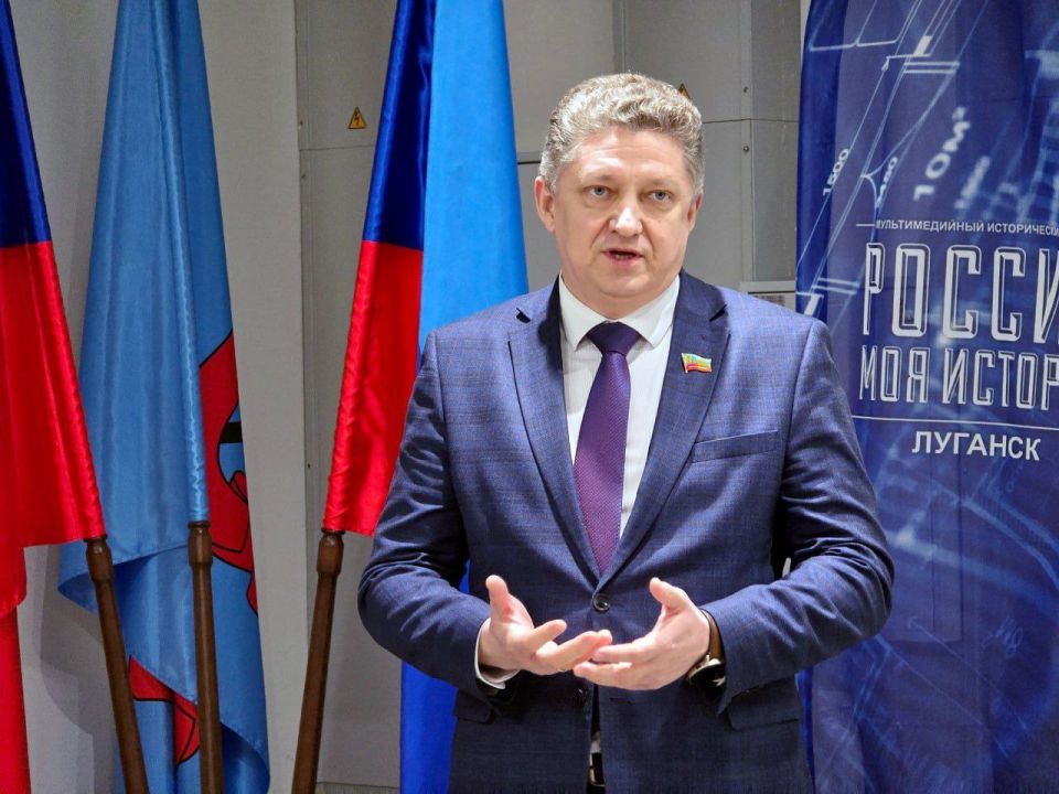 Сергей Цемкало: В Луганске состоялось торжественное открытие новой мультимедийной экспозиции «Голгофа Патриарха Тихона» Сергей Цемкало: В Луганске состоялось торжественное открытие новой мультимедийной экспозиции «Голгофа Патриарха Тихона»