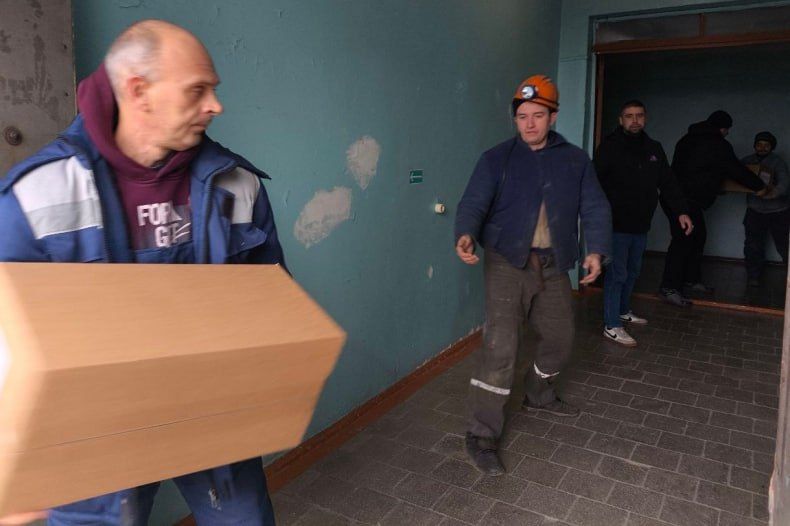 Сладкие праздники: В Свердловский муниципальный округ доставлены новогодние подарки для детей Сладкие праздники: В Свердловский муниципальный округ доставлены новогодние подарки для детей