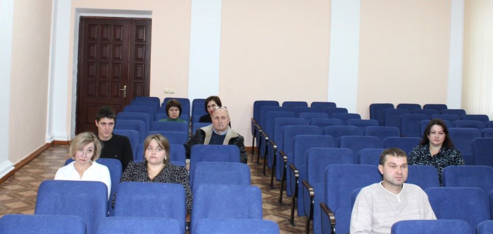 В зале заседаний Администрации состоялось седьмое заседание рабочей группы межведомственной комиссии Луганской Народной Республики, посвященное противодействию нелегальной занятости на территории Белокуракинского... В зале заседаний Администрации состоялось седьмое заседание рабочей группы межведомственной комиссии Луганской Народной Республики, посвященное противодействию нелегальной занятости на территории Белокуракинского...