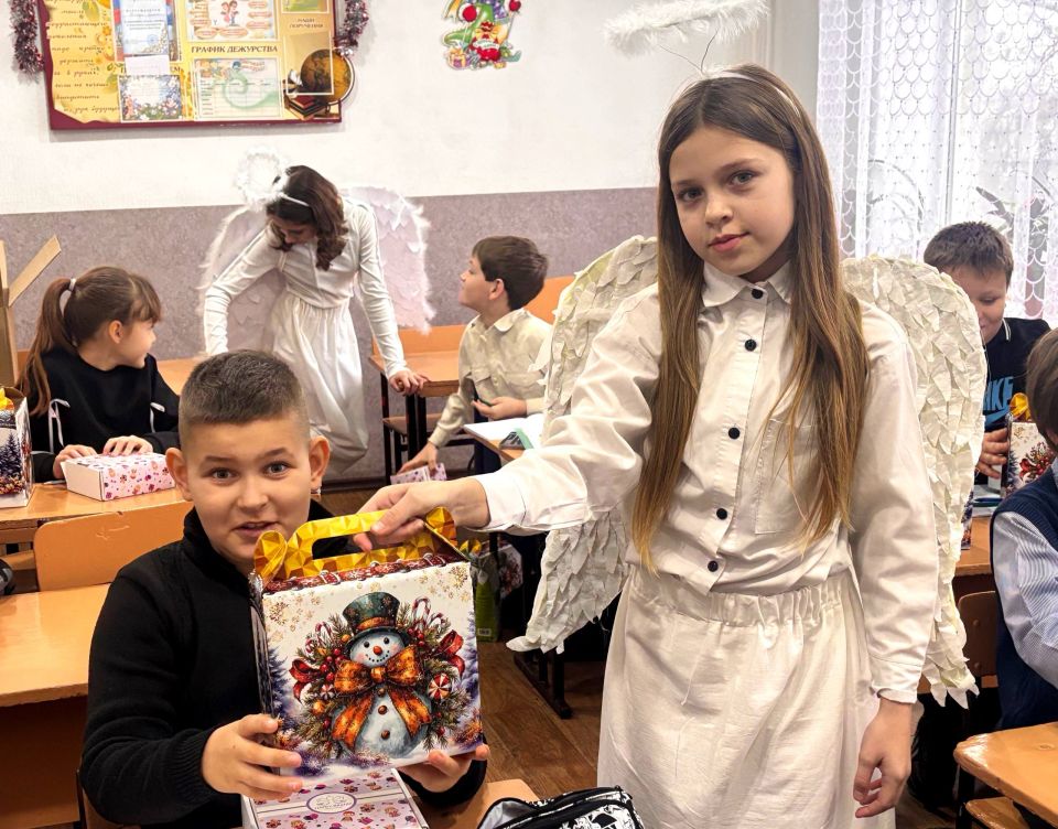 День Святого Николая в Ровеньках: Сладкие подарки и тепло сердец от Республики Коми День Святого Николая в Ровеньках: Сладкие подарки и тепло сердец от Республики Коми