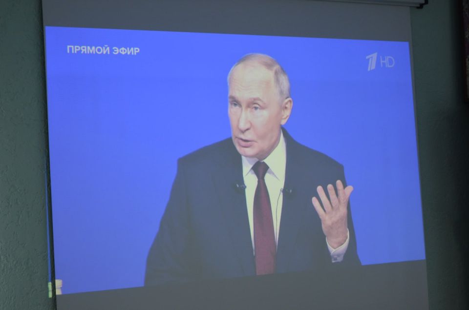 Евгений Морозов: Президент России Владимир Владимирович Путин сегодня в прямом эфире подводит итоги 2025 года и общается с представителями прессы и гражданами Евгений Морозов: Президент России Владимир Владимирович Путин сегодня в прямом эфире подводит итоги 2025 года и общается с представителями прессы и гражданами