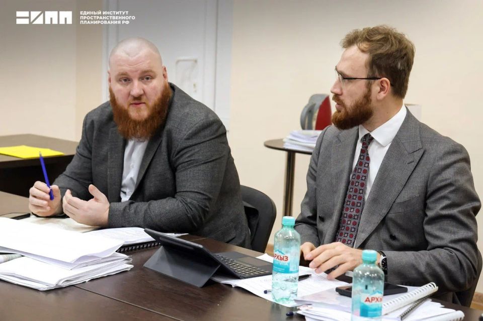 Эксперты Единого института провели в Старобельском муниципальном округе совещание по проекту генерального плана Эксперты Единого института провели в Старобельском муниципальном округе совещание по проекту генерального плана