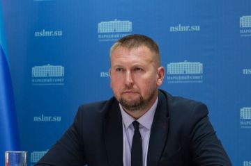 Денис Мирошниченко: Владимир Путин сплотил страну – жители ЛНР полностью поддерживают Президента