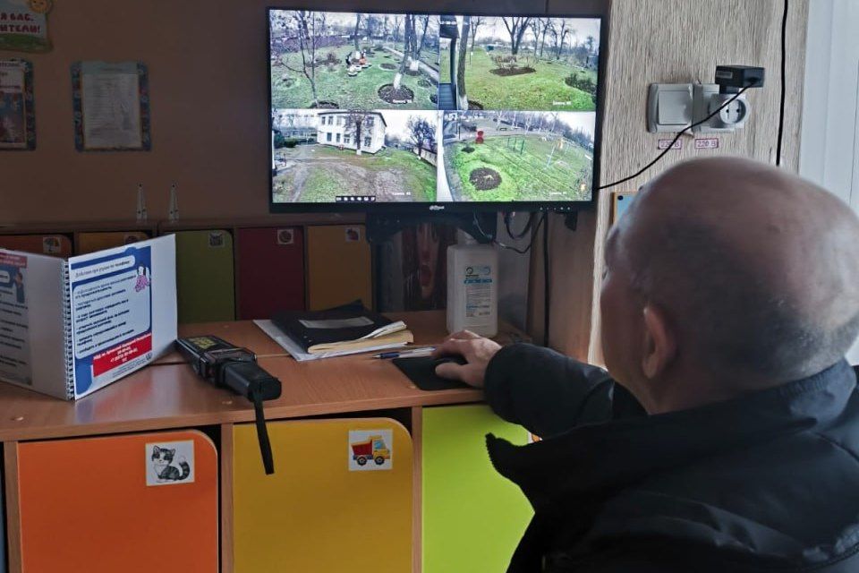 В Свердловском муниципальном округе прошли плановые учения по антитеррористической защищенности В Свердловском муниципальном округе прошли плановые учения по антитеррористической защищенности