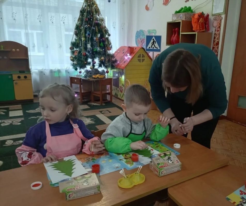 День Святого Николая в Ровеньках: Сладкие подарки и тепло сердец от Республики Коми День Святого Николая в Ровеньках: Сладкие подарки и тепло сердец от Республики Коми