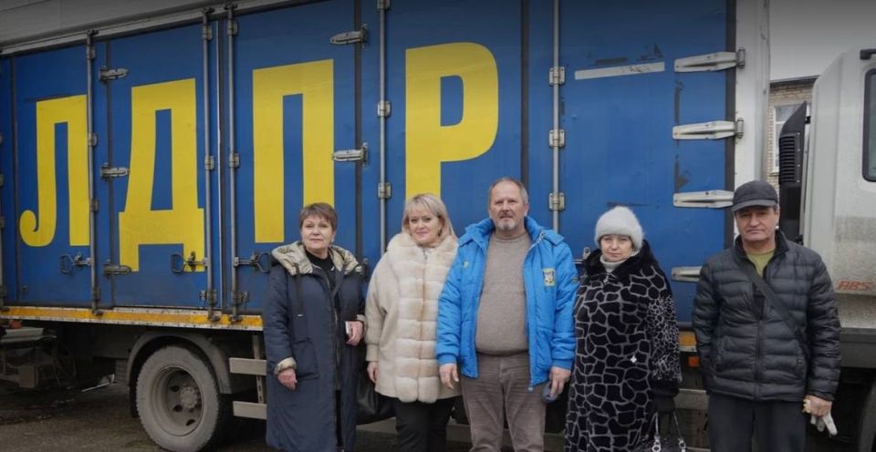 Сегодня в Стаханов прибыла первая машина с гуманитарным грузом от Благотворительного Фонда «Победа», Московского городского отделения ЛДПР при поддержке депутата Государственной Думы от ЛДПР Дмитрия Свищёва Сегодня в Стаханов прибыла первая машина с гуманитарным грузом от Благотворительного Фонда «Победа», Московского городского отделения ЛДПР при поддержке депутата Государственной Думы от ЛДПР Дмитрия Свищёва