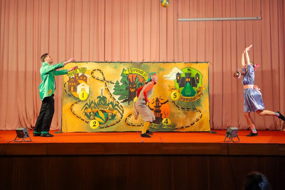 ������ ��������� ������ ������� � �������� ������� ����������� ���� ����������