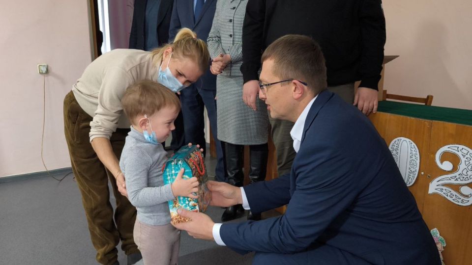 Евгений Морозов: В День Святителя Николая каждый ребенок ждет чуда Евгений Морозов: В День Святителя Николая каждый ребенок ждет чуда