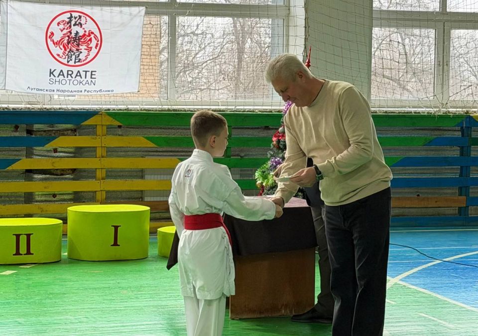 Сергей Козенко: В Краснодоне сегодня царят спортивный азарт и атмосфера дружбы Сергей Козенко: В Краснодоне сегодня царят спортивный азарт и атмосфера дружбы