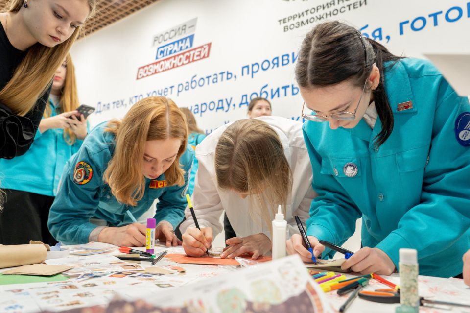 А мы тут побывали на закрытии третьего трудового семестра РСО ЛНР А мы тут побывали на закрытии третьего трудового семестра РСО ЛНР