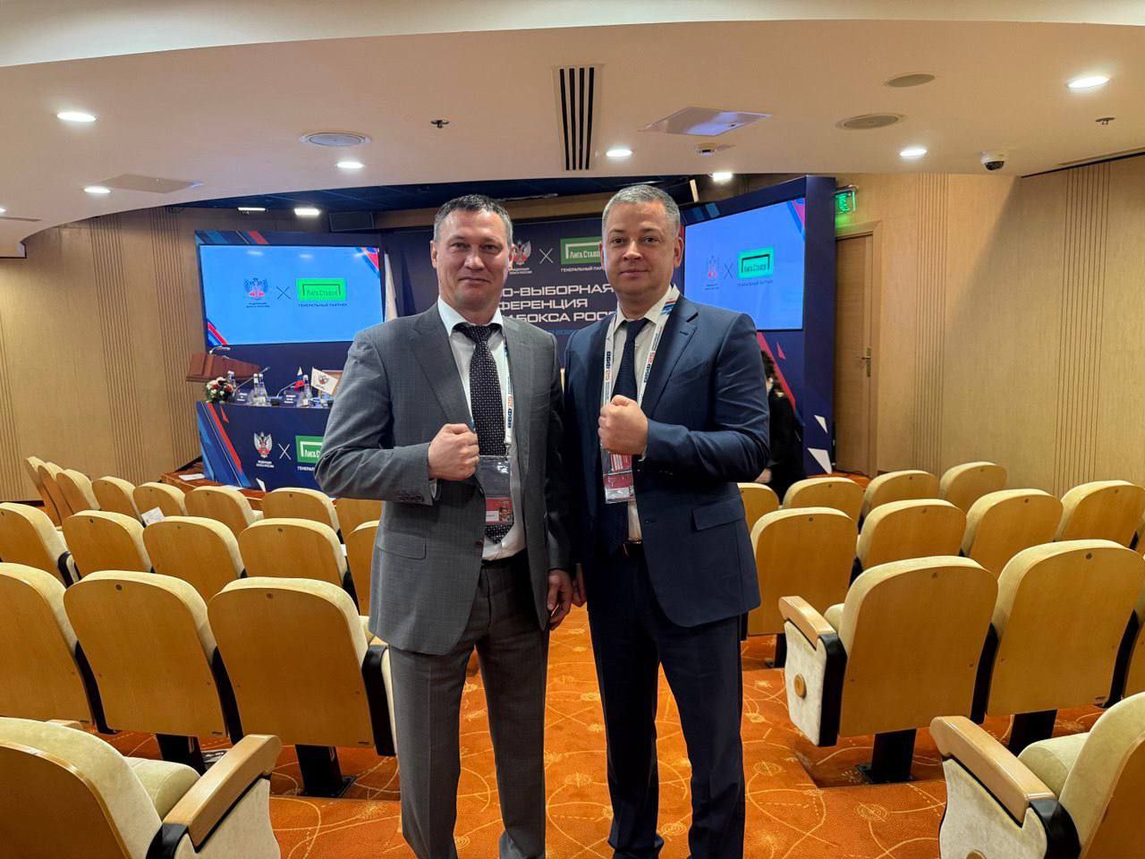 С глубоким уважением и искренней признательностью коллектив Региональной общественной организации «Республиканская Федерация бокса Луганской Народной Республики» выражает свои поздравления Председателю Федерации, Сергею... С глубоким уважением и искренней признательностью коллектив Региональной общественной организации «Республиканская Федерация бокса Луганской Народной Республики» выражает свои поздравления Председателю Федерации, Сергею...