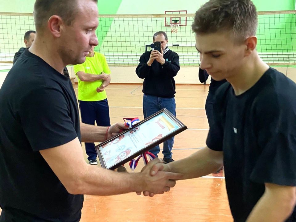 Марина Филиппова: Новогодний кубок Новоайдара: юные волейболисты сразились за победу! Марина Филиппова: Новогодний кубок Новоайдара: юные волейболисты сразились за победу!
