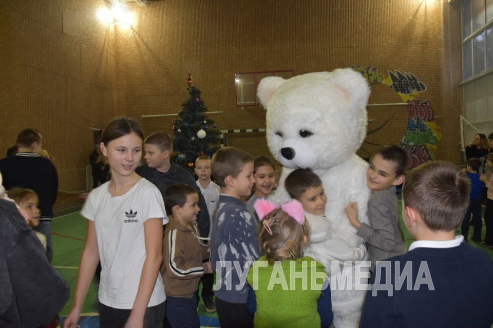В Белокуракинской спортивной школе состоялось праздничное мероприятие для детей В Белокуракинской спортивной школе состоялось праздничное мероприятие для детей