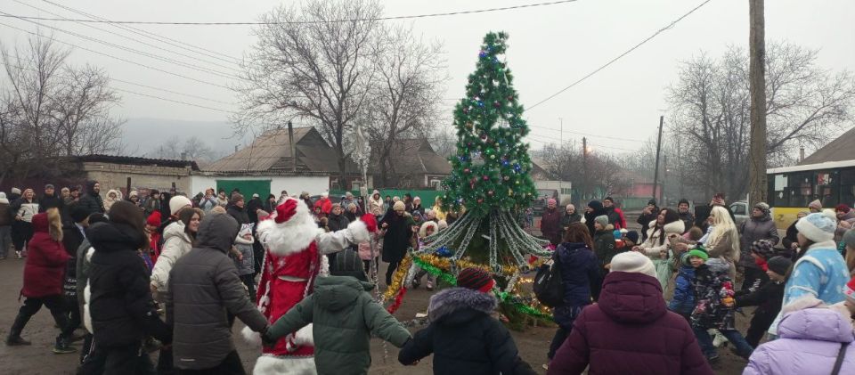 В первом территориальном общественном самоуправлении (ТОС) Алчевска состоялся праздник жителей микрорайона В первом территориальном общественном самоуправлении (ТОС) Алчевска состоялся праздник жителей микрорайона