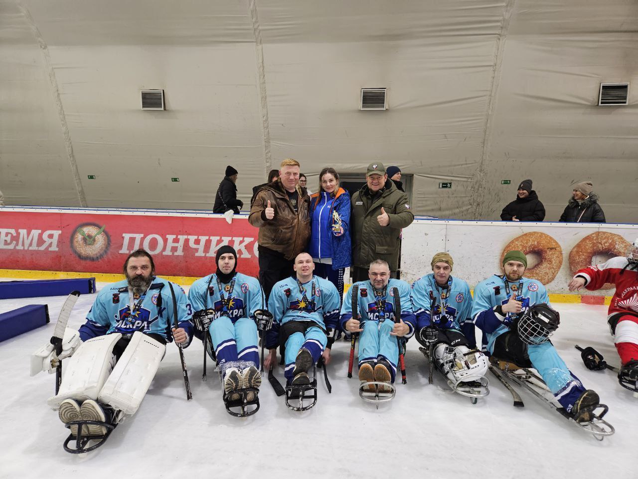 Виктор Водолацкий: Ровно месяц назад на приеме граждан по личным вопросам, ко мне за помощью обратилась руководитель инициативной группы по развитию следж-хоккея на территории ЛНР, а уже сегодня команда стала участником... Виктор Водолацкий: Ровно месяц назад на приеме граждан по личным вопросам, ко мне за помощью обратилась руководитель инициативной группы по развитию следж-хоккея на территории ЛНР, а уже сегодня команда стала участником...