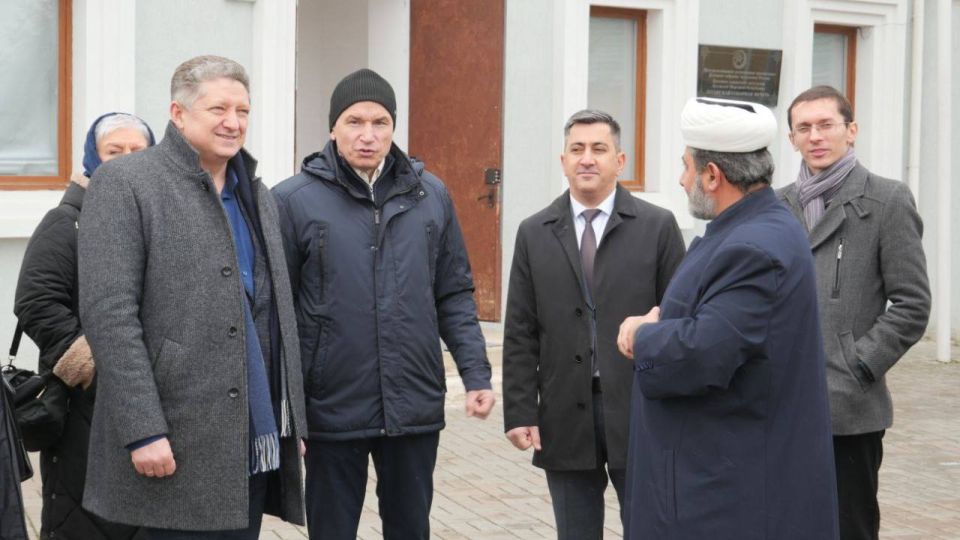 ДИАЛОГ КОНФЕССИЙ - ОСНОВА ОБЕЩСТВЕННОГО СОГЛАСИЯ ДИАЛОГ КОНФЕССИЙ - ОСНОВА ОБЕЩСТВЕННОГО СОГЛАСИЯ