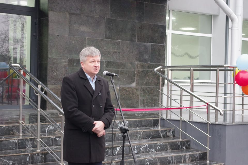 Сергей Крамаренко: В поселке Металлист открылся обновленный Дом культуры Сергей Крамаренко: В поселке Металлист открылся обновленный Дом культуры