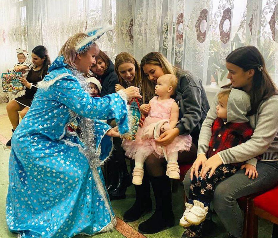 Новый год традиционно ассоциируется с чудом, ожиданием счастья и радостных сюрпризов Новый год традиционно ассоциируется с чудом, ожиданием счастья и радостных сюрпризов