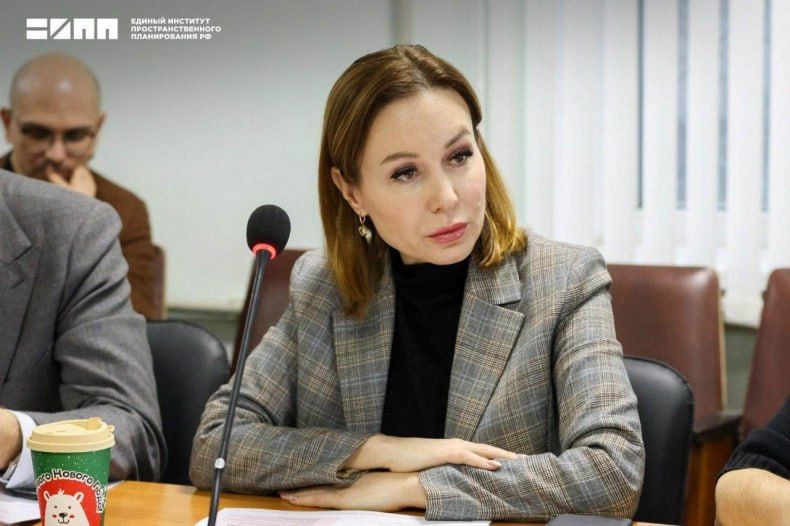 Эксперты ЕИПП РФ провели установочное совещание по проектам генеральных планов 13 опорных населенных пунктов ЛНР, запланированных на 2026 год Эксперты ЕИПП РФ провели установочное совещание по проектам генеральных планов 13 опорных населенных пунктов ЛНР, запланированных на 2026 год