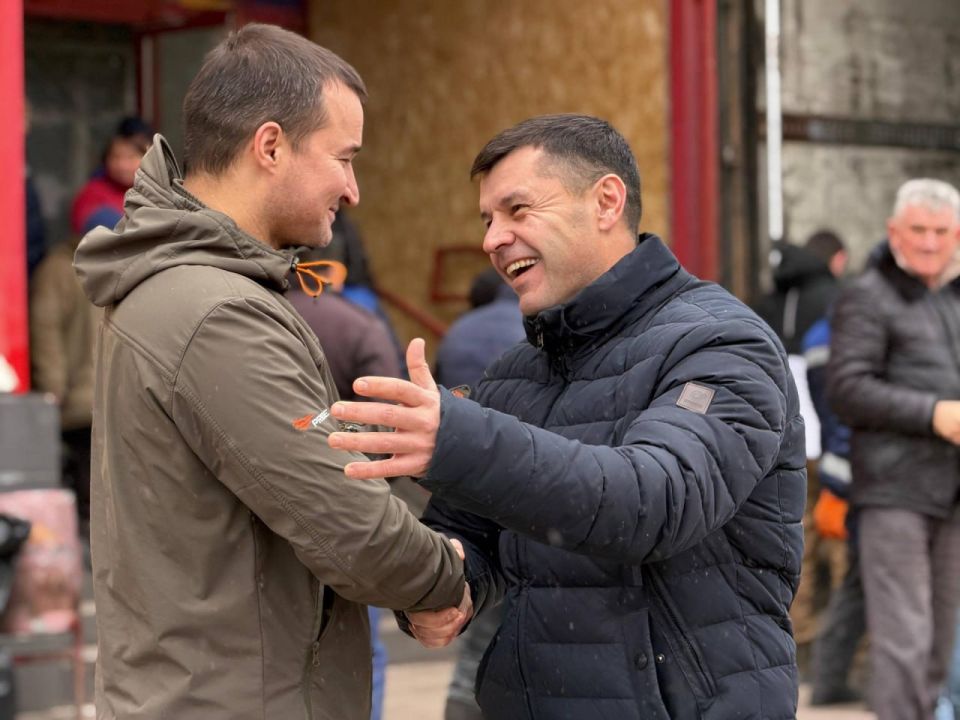 В подшефный Республике Татарстан город Лисичанск доставлена гуманитарная помощь от жителей, предприятий и предпринимательского сообщества Аксубаевского района В подшефный Республике Татарстан город Лисичанск доставлена гуманитарная помощь от жителей, предприятий и предпринимательского сообщества Аксубаевского района