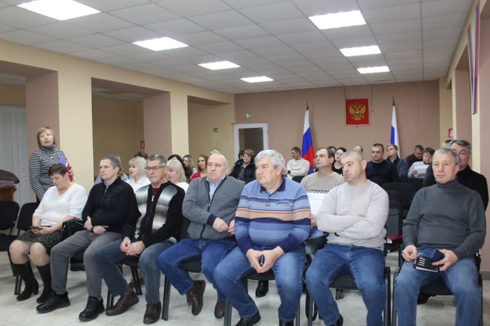Виталий Коваленко: Сегодня провел еженедельное рабочее совещание с начальниками структурных подразделений администрации, руководителями предприятий, учреждений и организаций Беловодского муниципального округа, на котором... Виталий Коваленко: Сегодня провел еженедельное рабочее совещание с начальниками структурных подразделений администрации, руководителями предприятий, учреждений и организаций Беловодского муниципального округа, на котором...