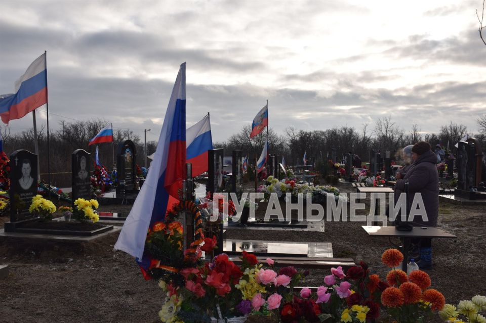 В Первомайске состоялось открытие часовни и благоустроенной территории в рамках реализации проекта «Памяти героев верны» В Первомайске состоялось открытие часовни и благоустроенной территории в рамках реализации проекта «Памяти героев верны»