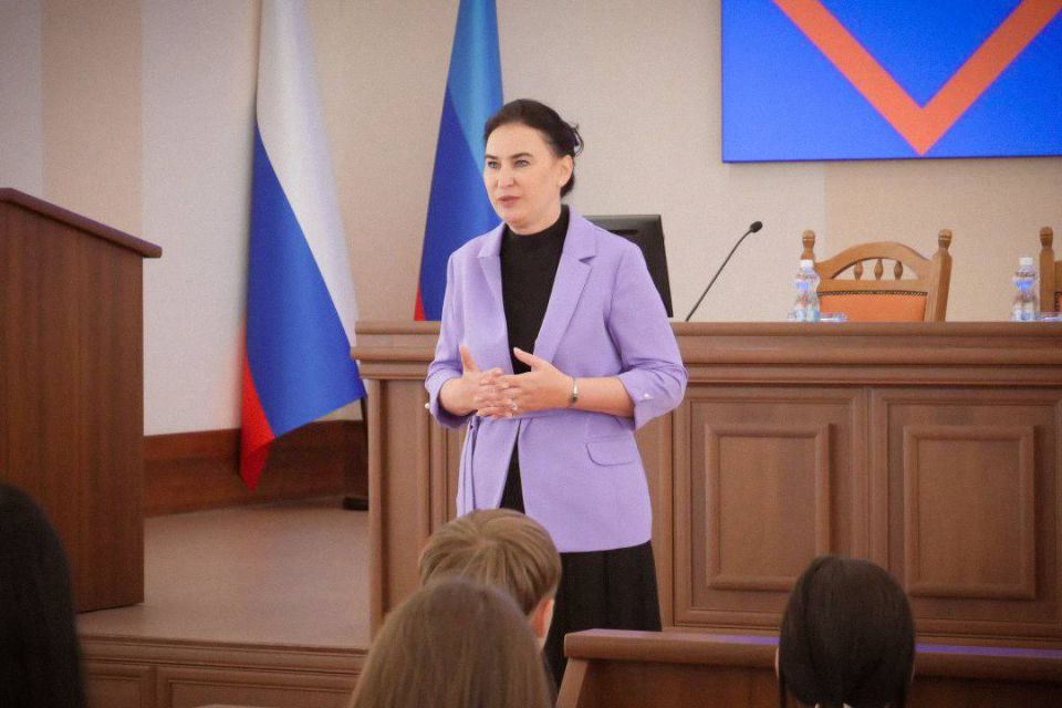 Нужно быть в контакте с молодёжью, – Владимир Путин, Президент России Нужно быть в контакте с молодёжью, – Владимир Путин, Президент России