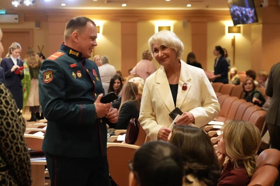 Дарья Лантратова: Женская политшкола в Москве Дарья Лантратова: Женская политшкола в Москве