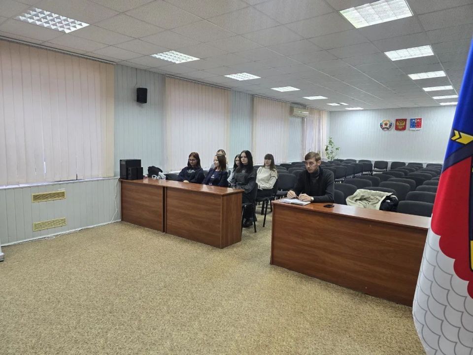 Состоялось второе заседание Молодежного совета при Администрации Станично-Луганского муниципального округа Луганской Народной Республики Состоялось второе заседание Молодежного совета при Администрации Станично-Луганского муниципального округа Луганской Народной Республики
